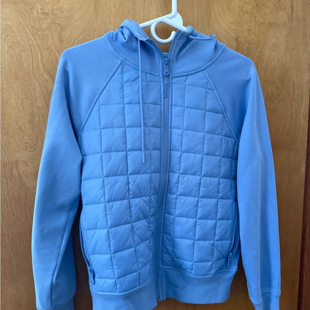 Old Navy Women’s Light Blue Puffer Hoodie